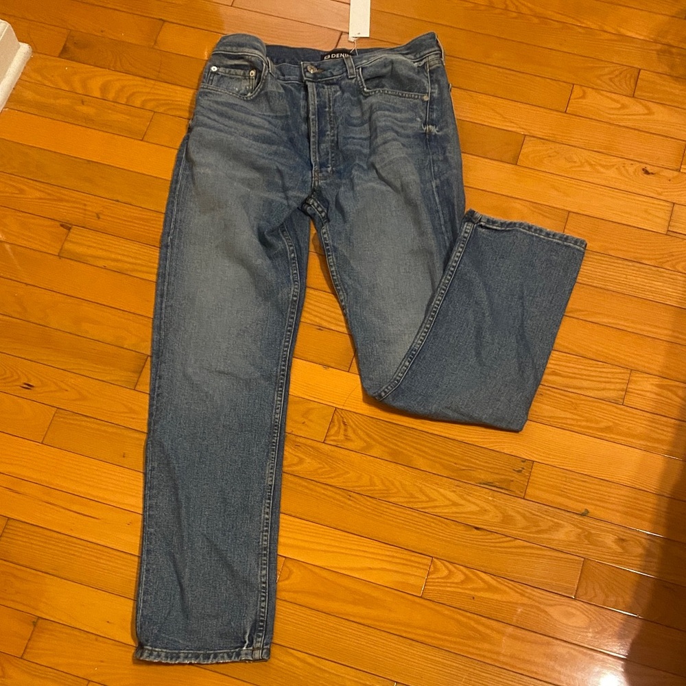 WoMen's Blue Jeans